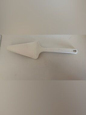 VTG Pyrex Accessories White Plastic Pie Server Cake Slicer Spatula #3370